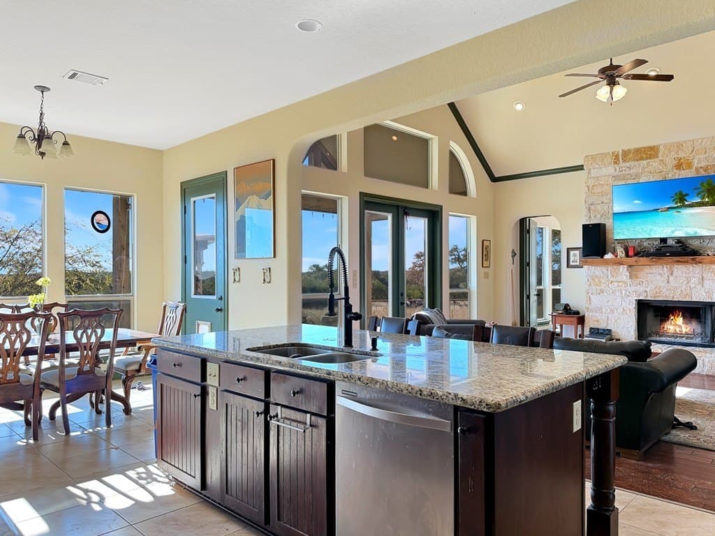 100 acres in Kerr County featured view