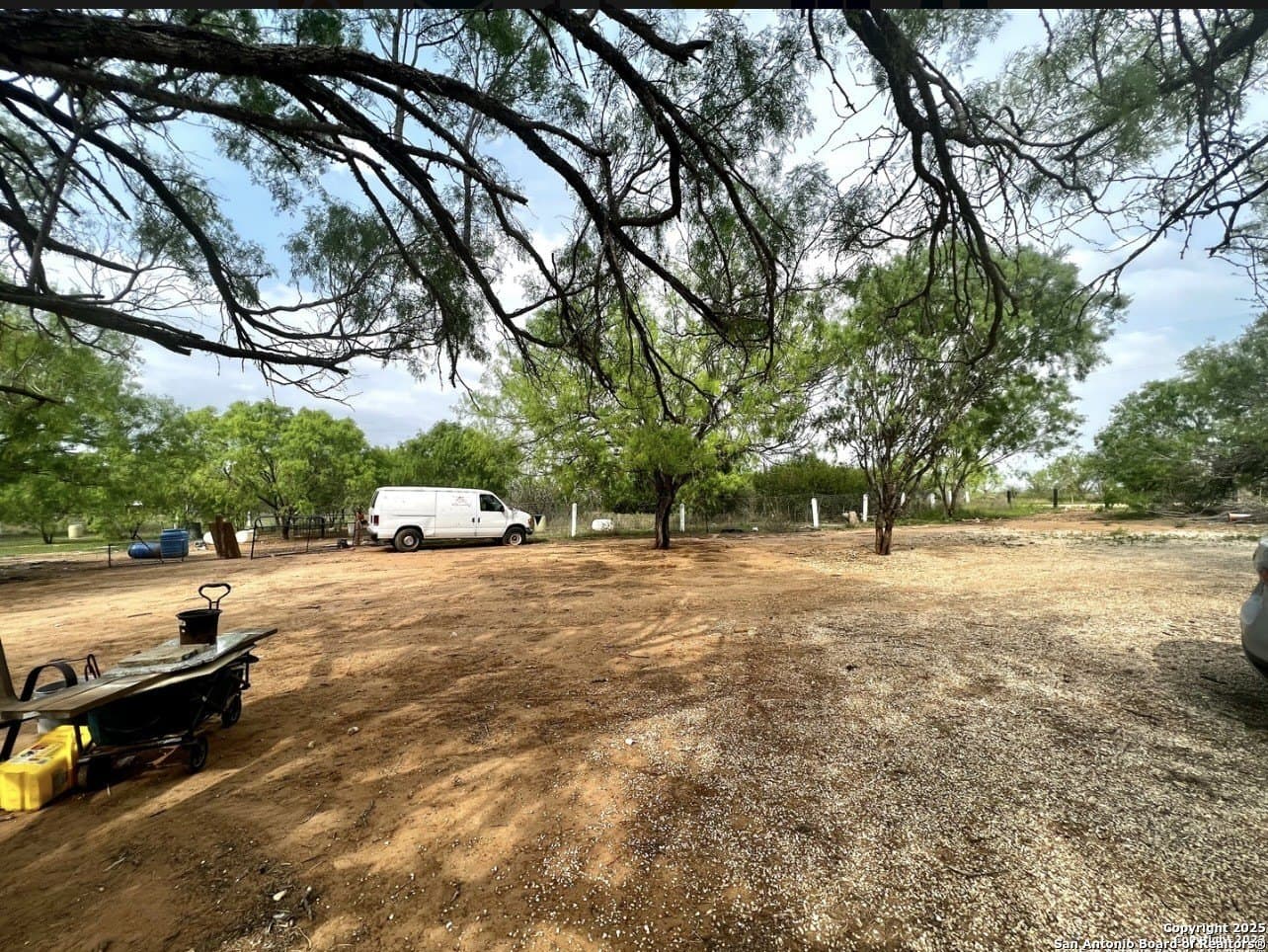 3 acres in Frio County gallery image 2