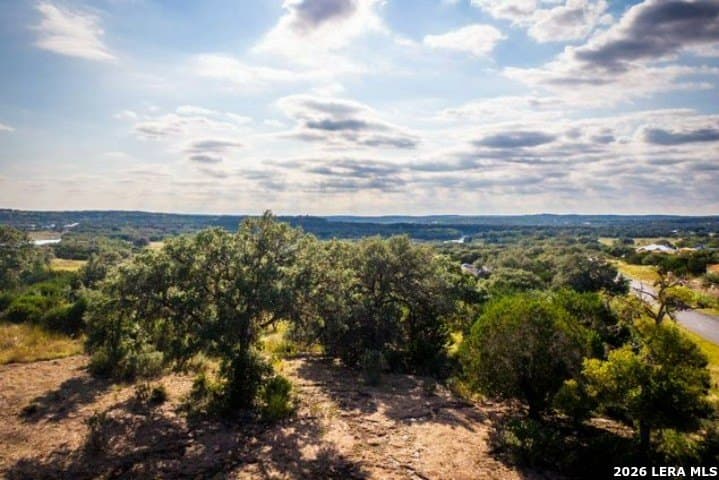 1.05 acres in Comal County gallery image 4