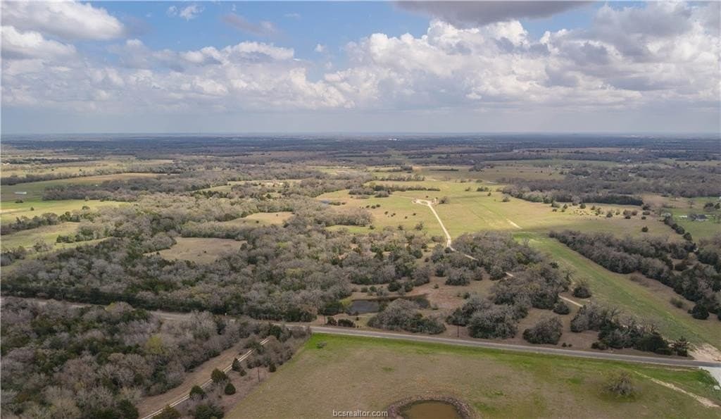 183.7 acres in Brazos County