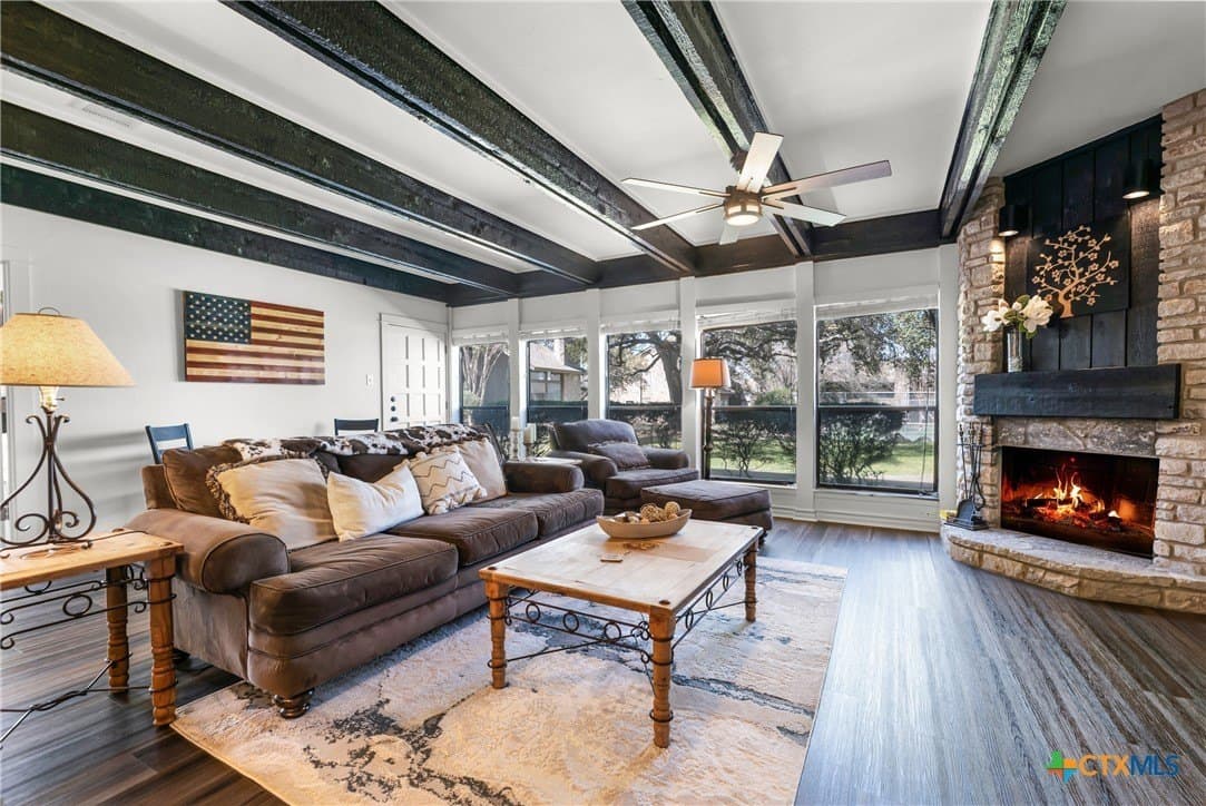 10.43 acres in Comal County