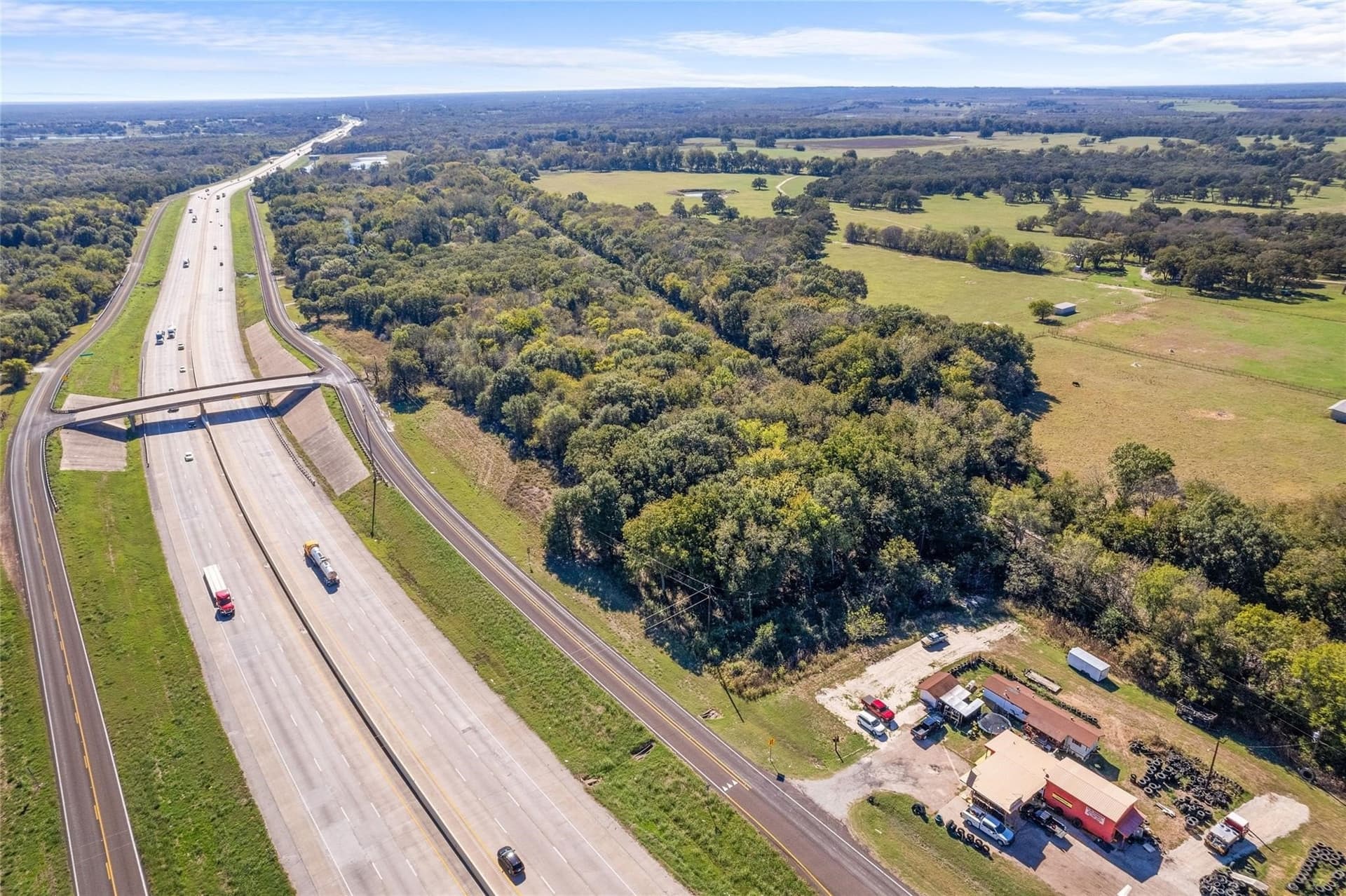 4.4 acres in Navarro County - photo 7