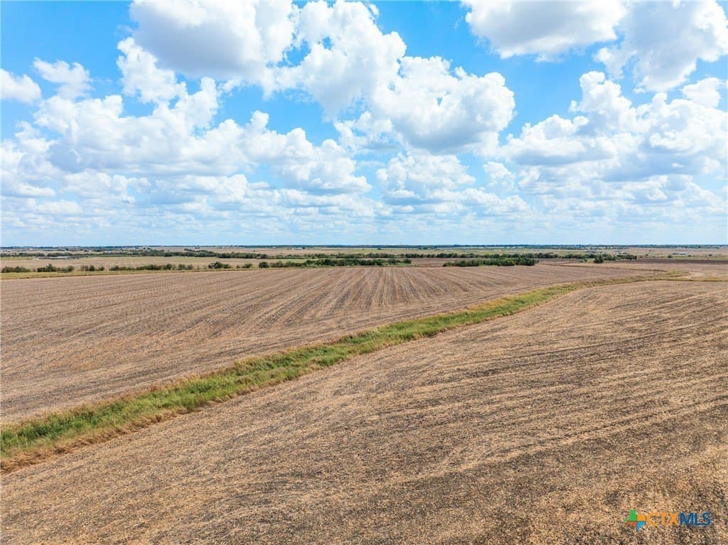 240 acres in Travis County - photo 17