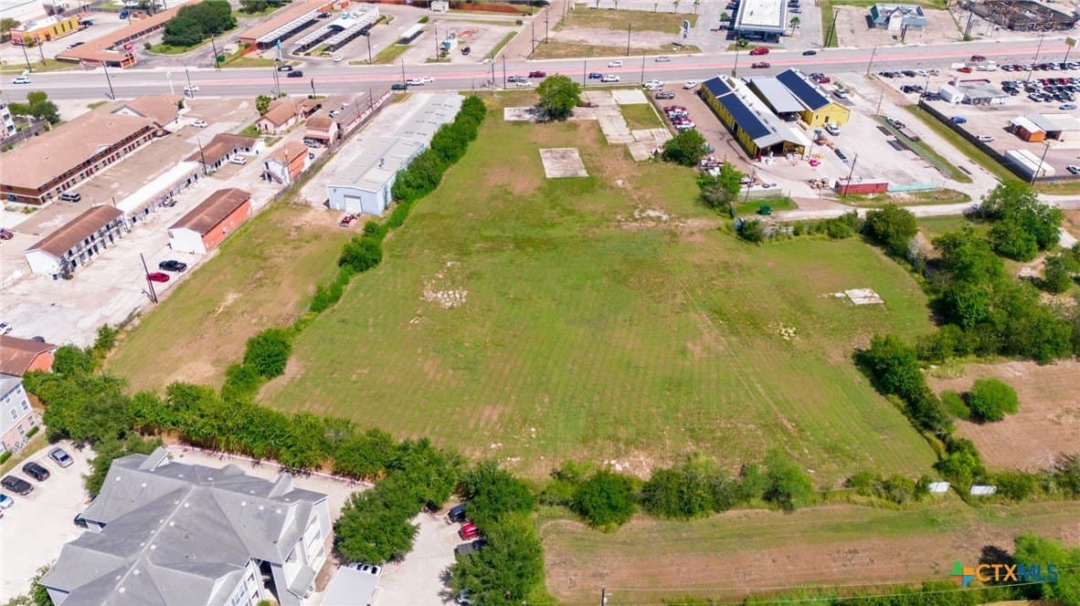 4.57 acres in Victoria County - photo 5