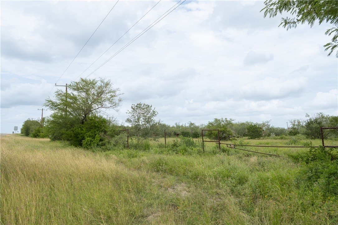 7.54 acres in Jim Wells County gallery image 2