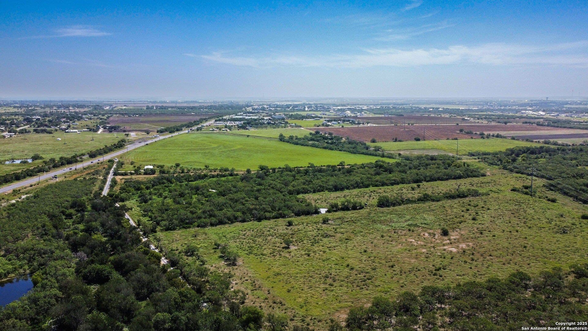 104.7 acres in Guadalupe County - photo 2