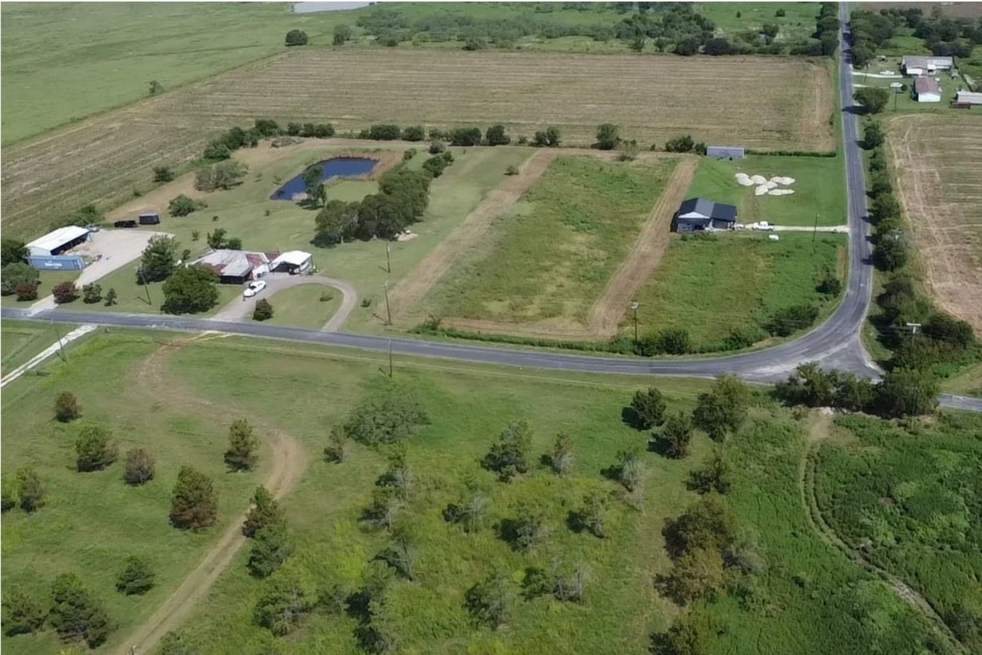 3.97 acres in Grayson County gallery image 3