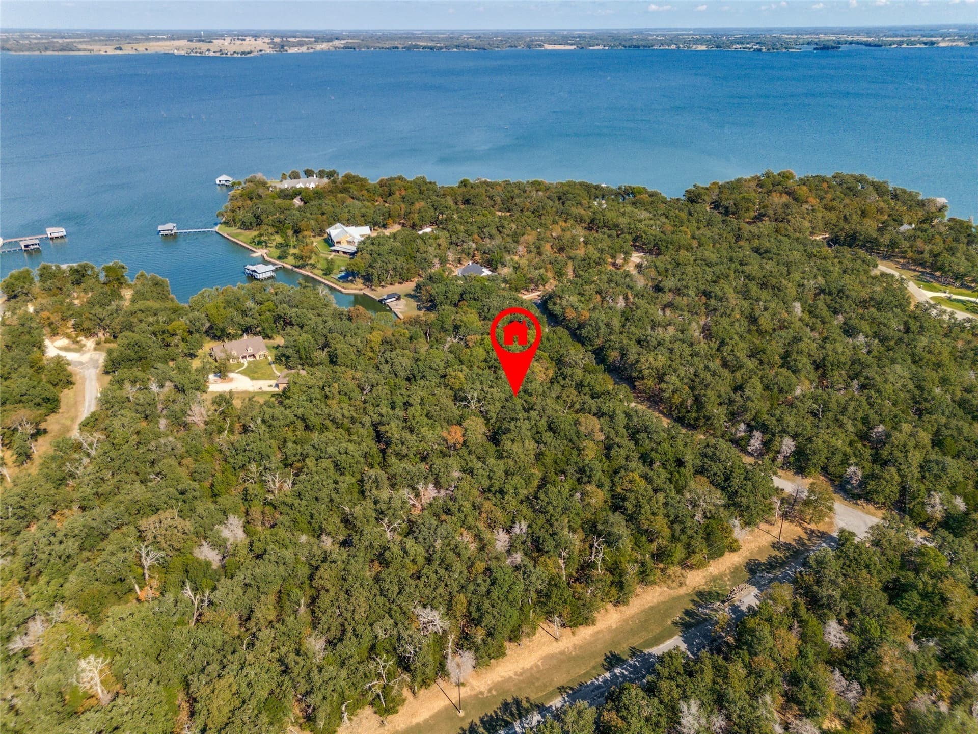 4.95 acres in Navarro County