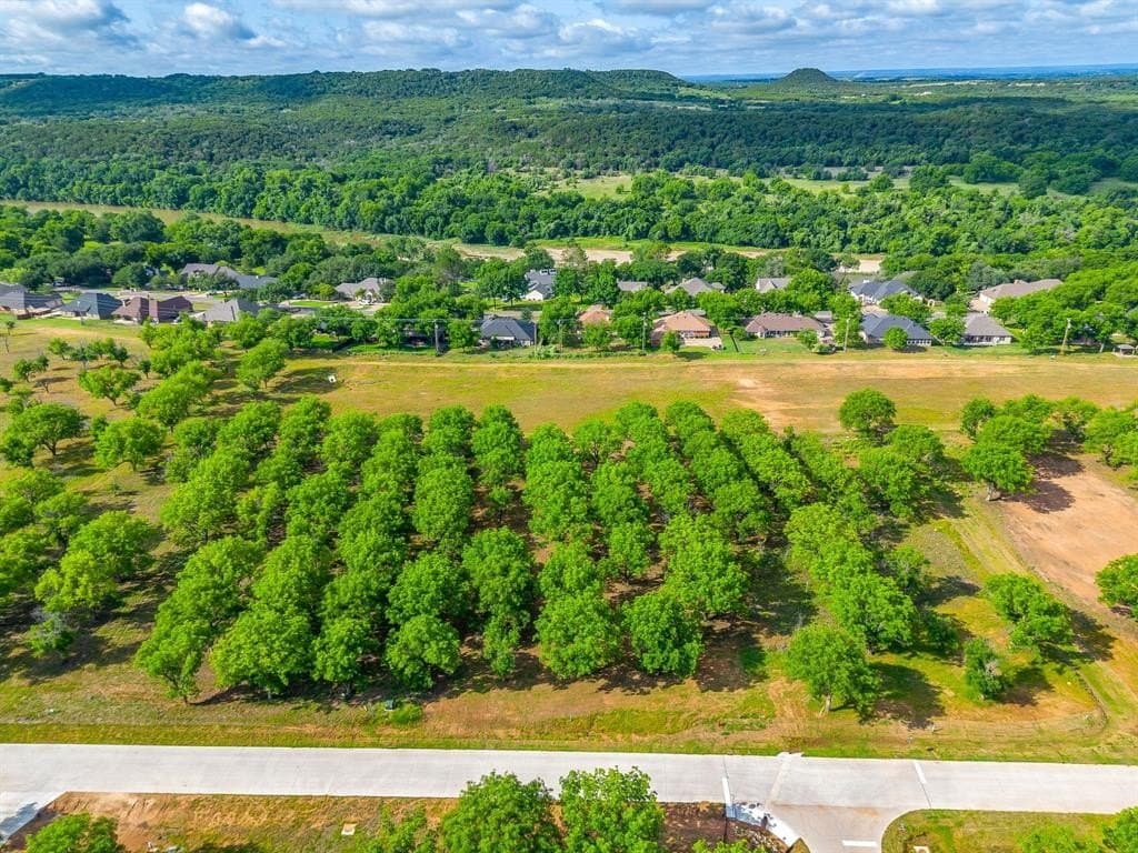 1.11 acres in Hood County gallery image 2