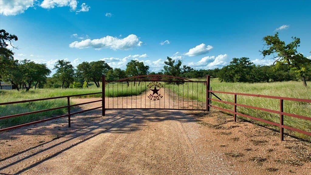 36.68 acres in Kendall County - photo 10