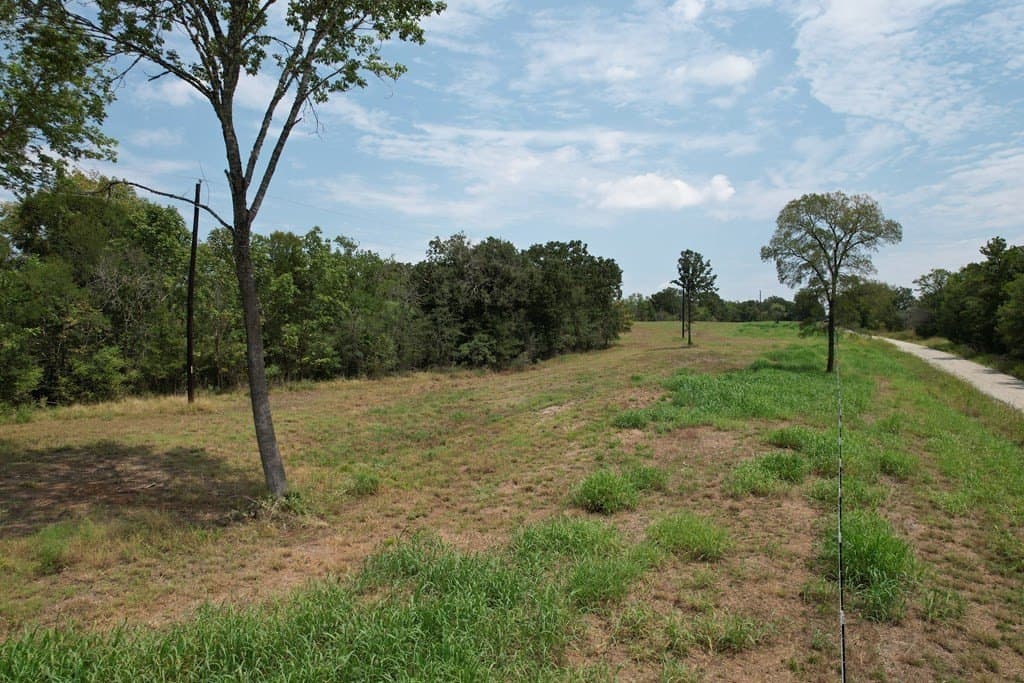 93.89 acres in Texas County - photo 3