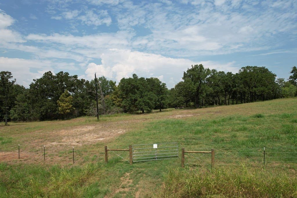 93.89 acres in Texas County - photo 2