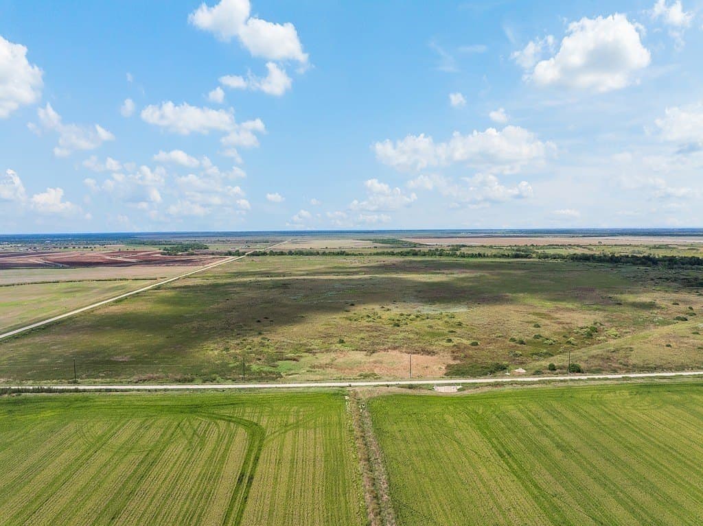 320 acres in Colorado County gallery image 4