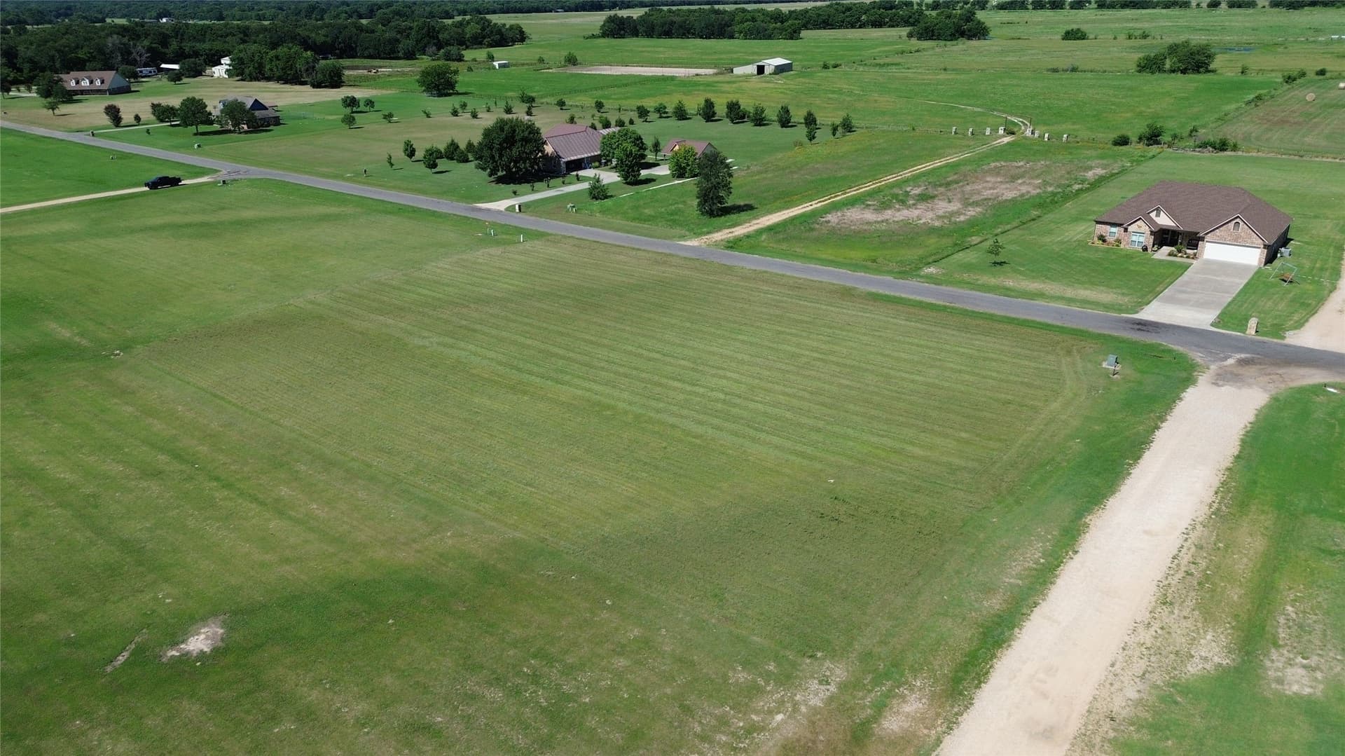 1 acres in Delta County gallery image 4