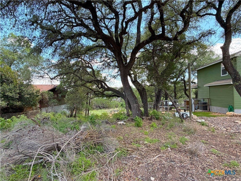 0.3 acres in Comal County - photo 10