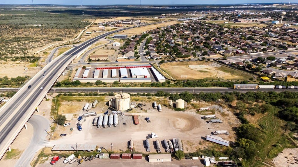 162,239 acres in Maverick County gallery image 4