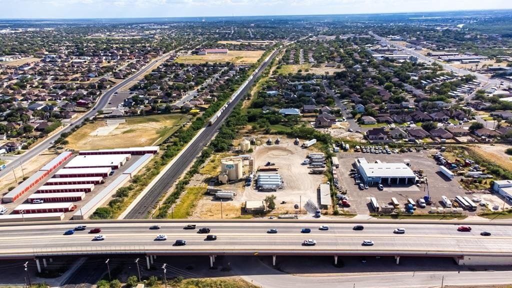 162,239 acres in Maverick County