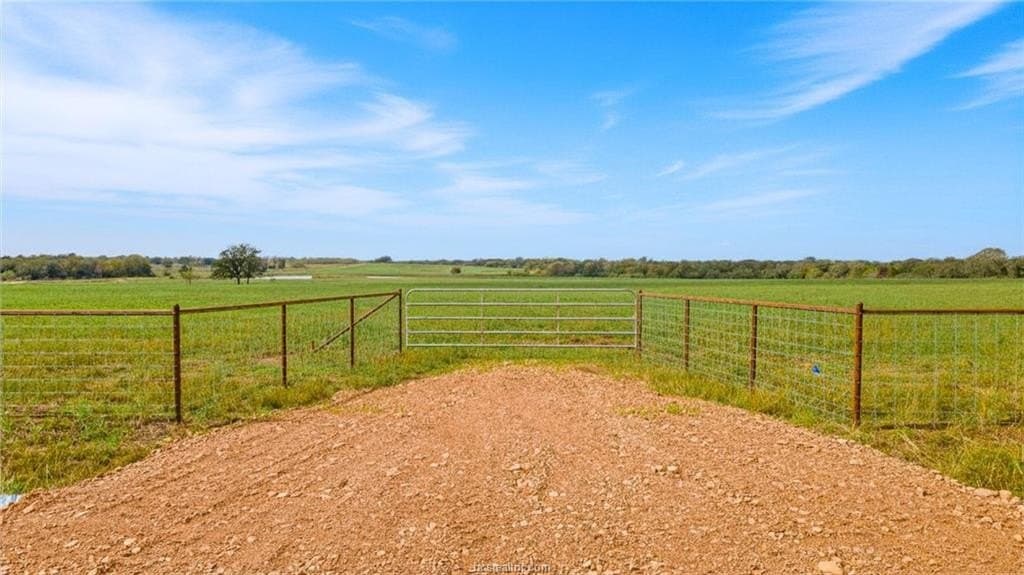 93 acres in Fayette County gallery image 3