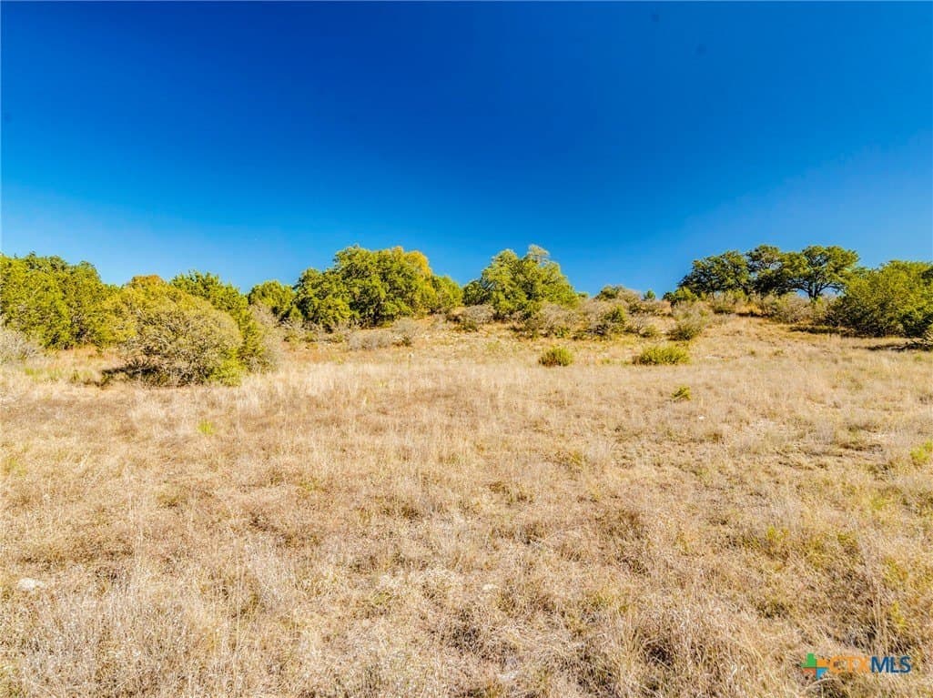 1.11 acres in Comal County - photo 6
