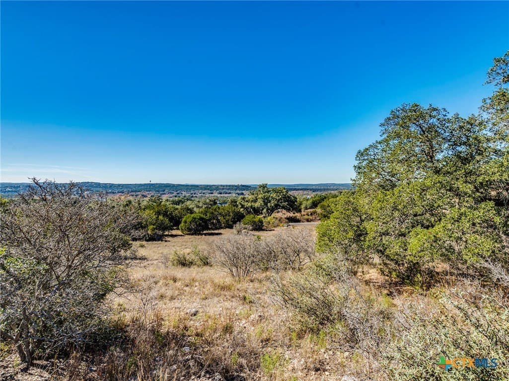 1.11 acres in Comal County - photo 9