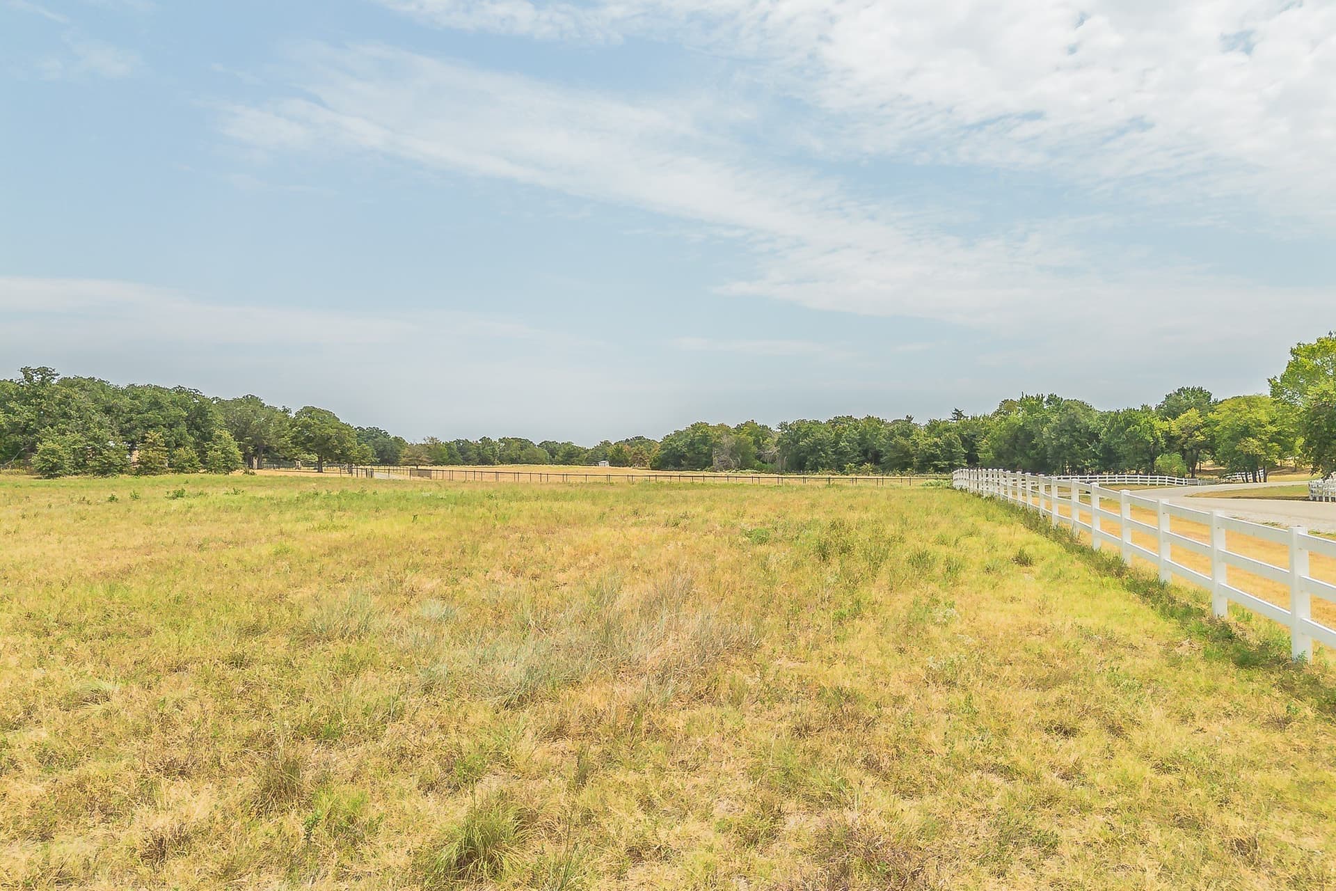 4.69 acres in Cooke County - photo 7