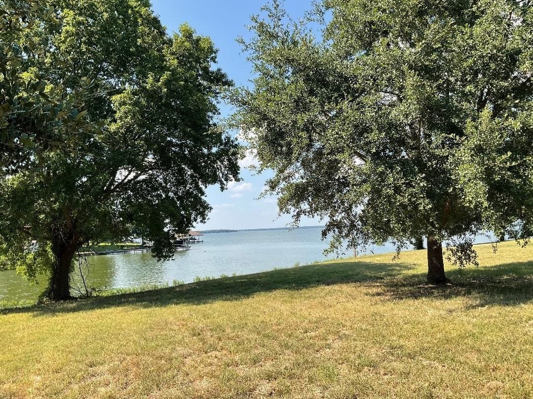 2.4 acres in Navarro County - photo 2
