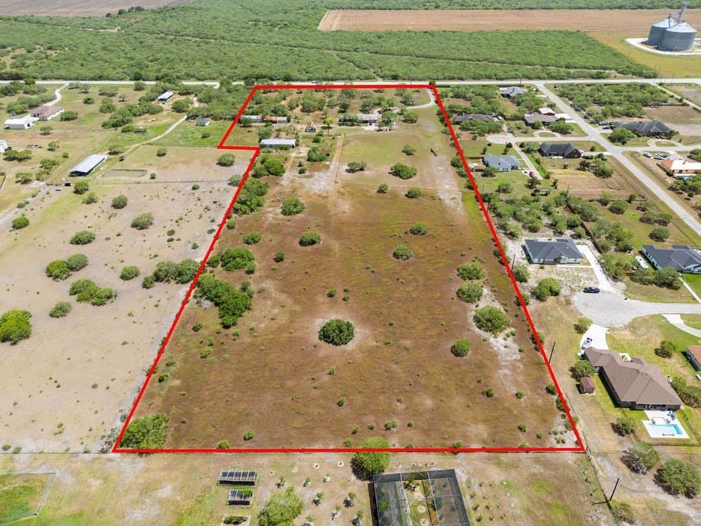15.22 acres in Nueces County