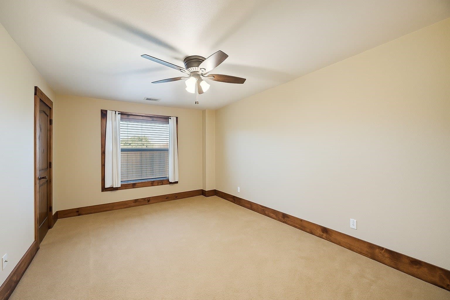 18.97 acres in Waller County - photo 23