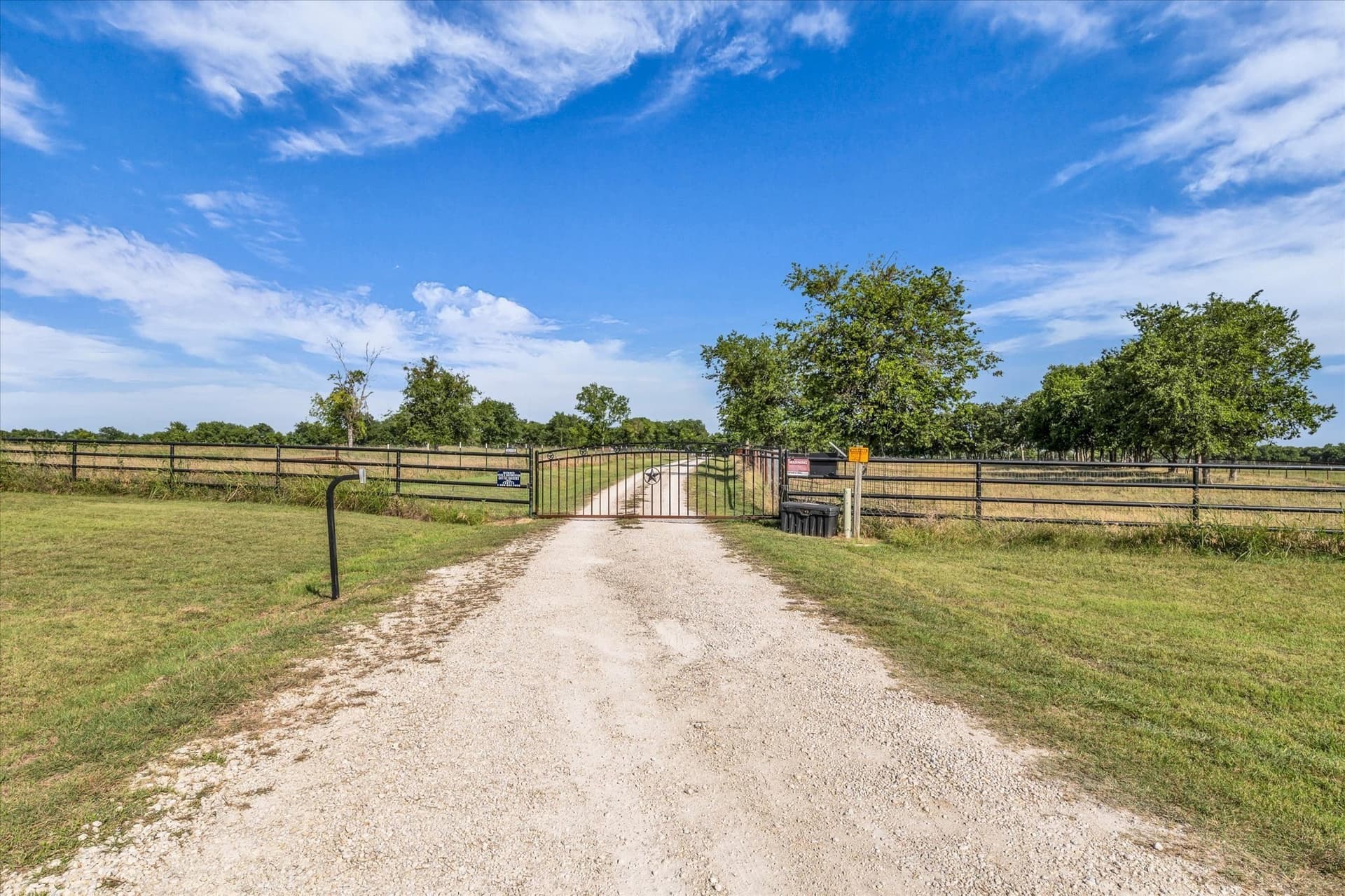 128 acres in Bosque County