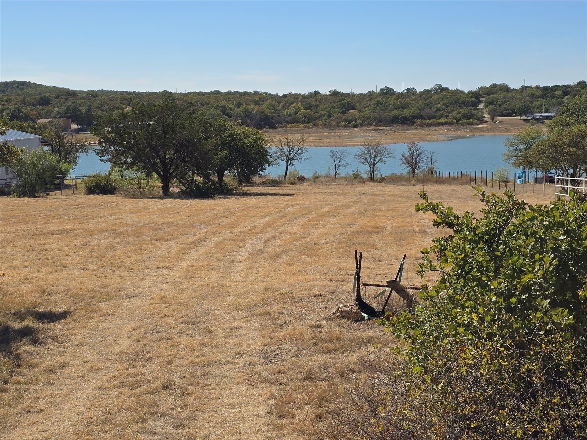 0.84 acres in Eastland County - photo 24
