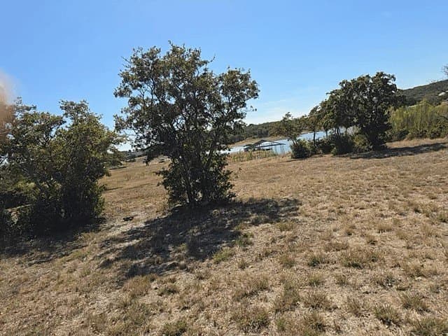0.84 acres in Eastland County - photo 3