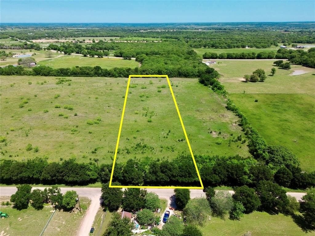 2.82 acres in McLennan County gallery image 4
