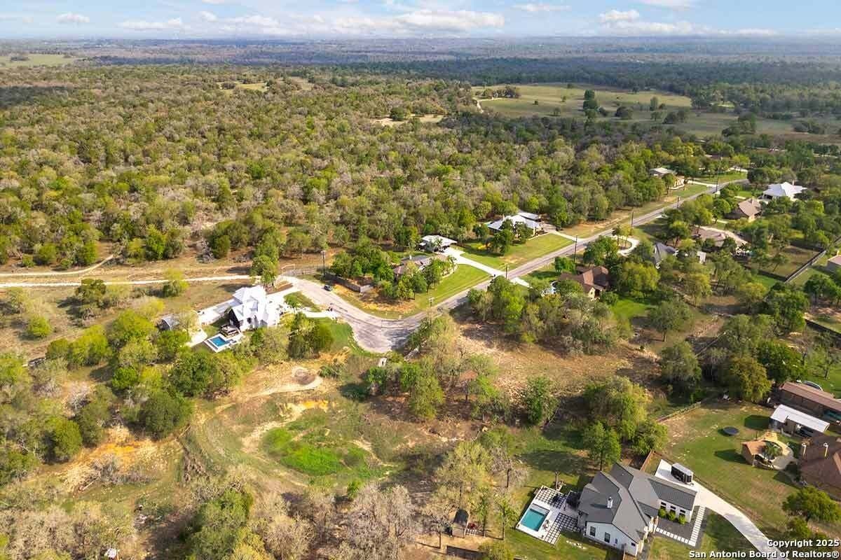 2.45 acres in Wilson County gallery image 3