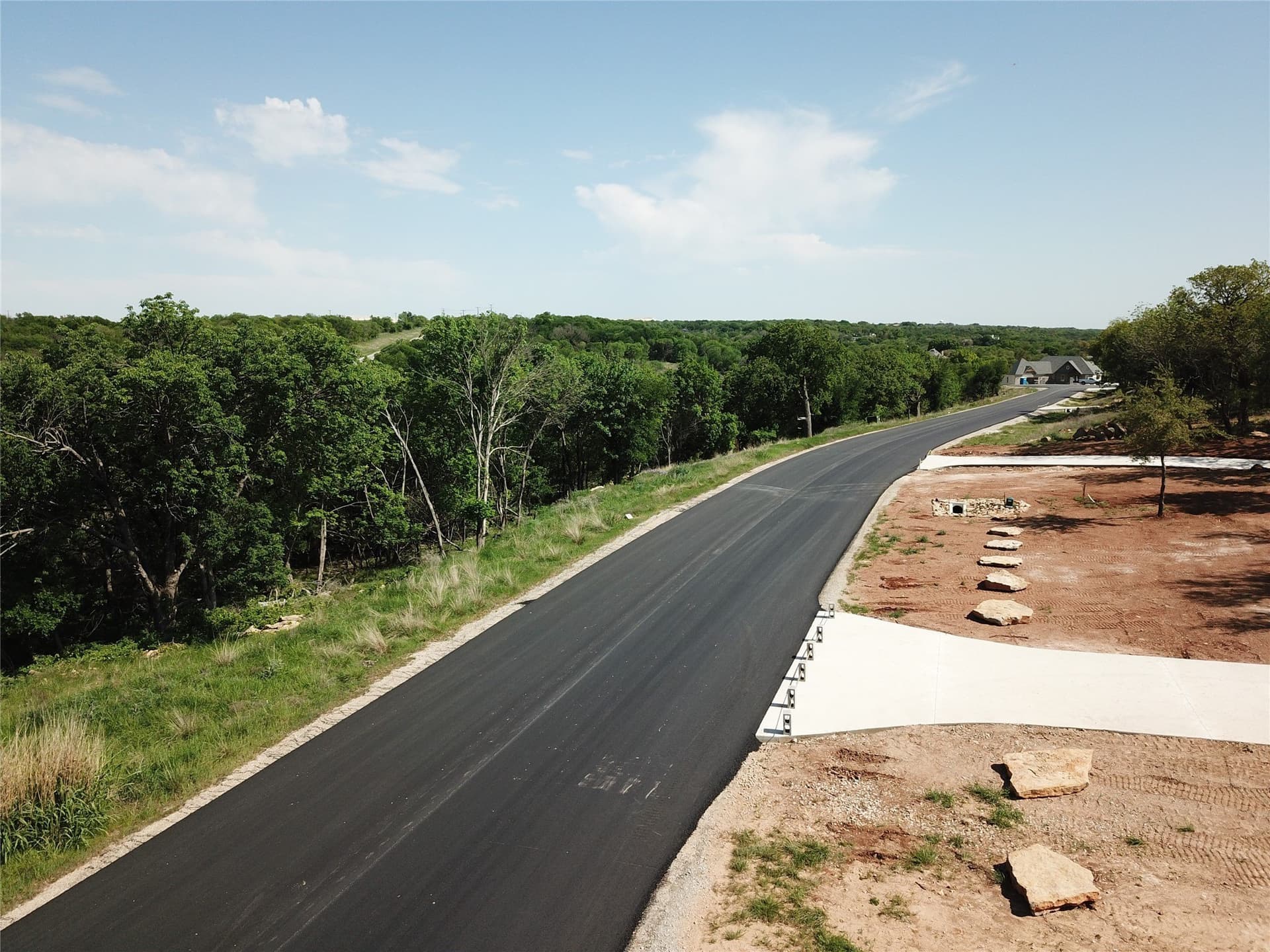 1.06 acres in Wise County gallery image 2