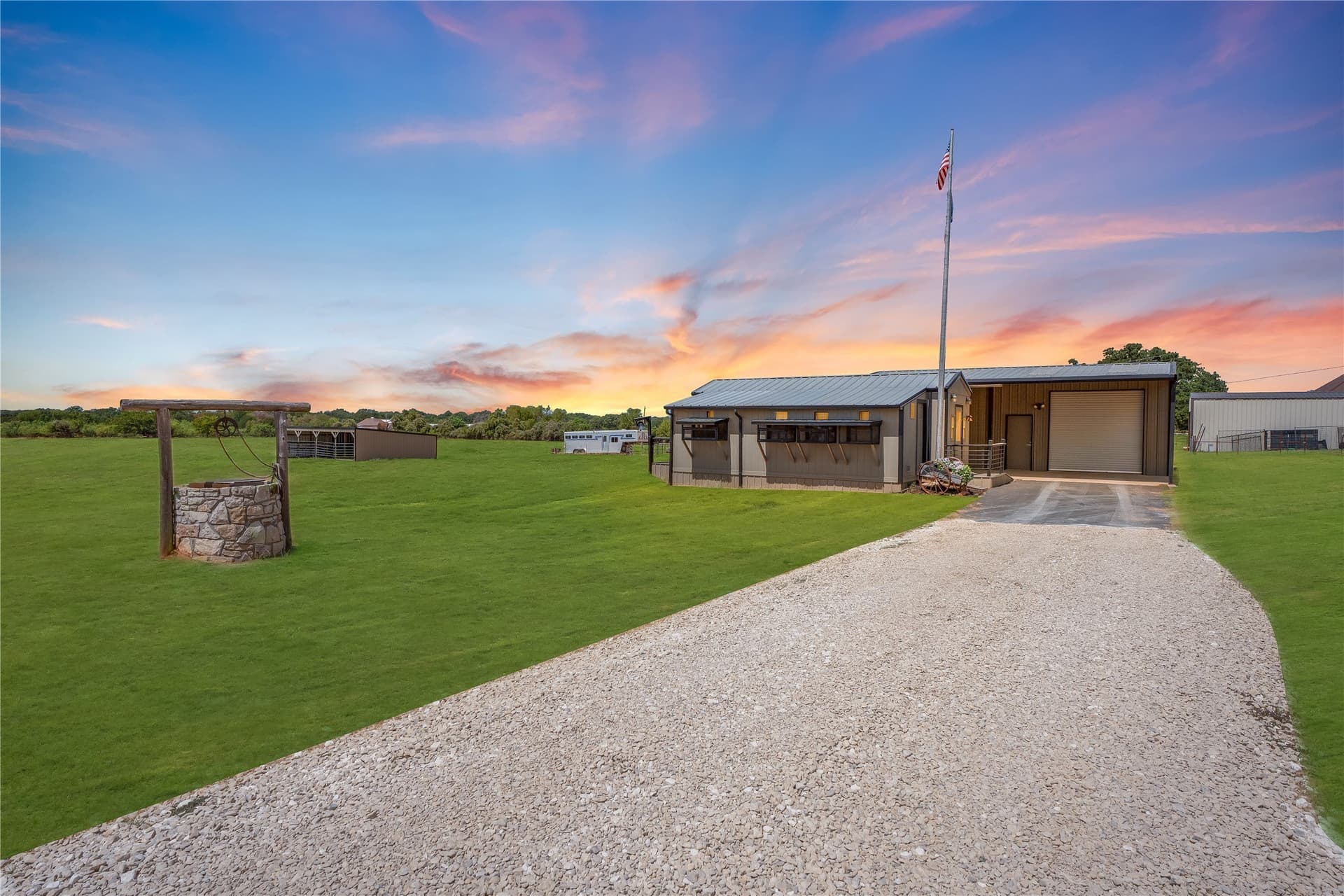 10 acres in Hood County - photo 2