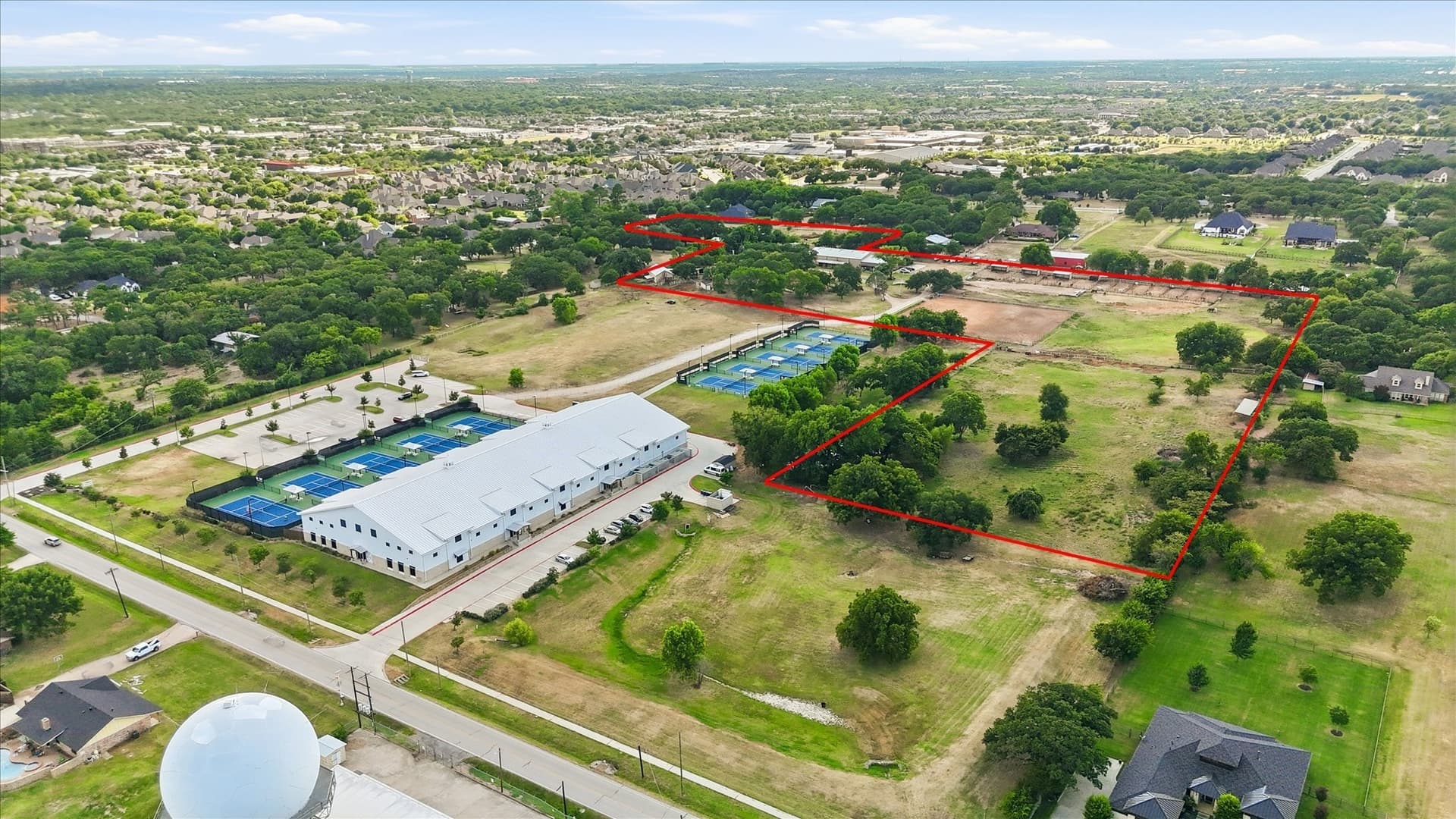 15.4 acres in Tarrant County gallery image 3