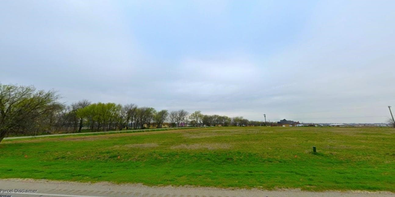 2.92 acres in Johnson County - photo 2