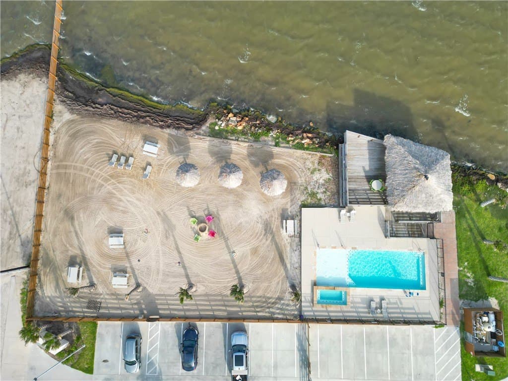 0.08 acres in Nueces County - photo 15