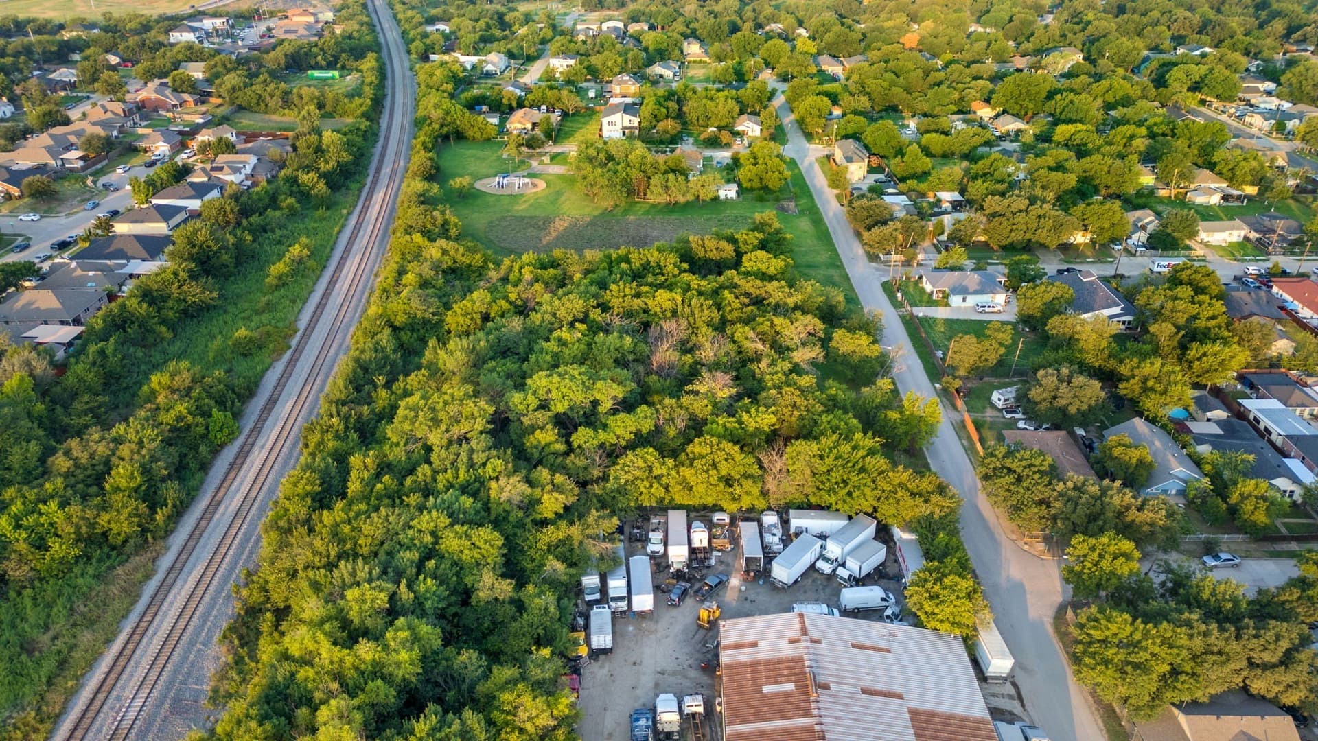 0.18 acres in Dallas County - photo 4