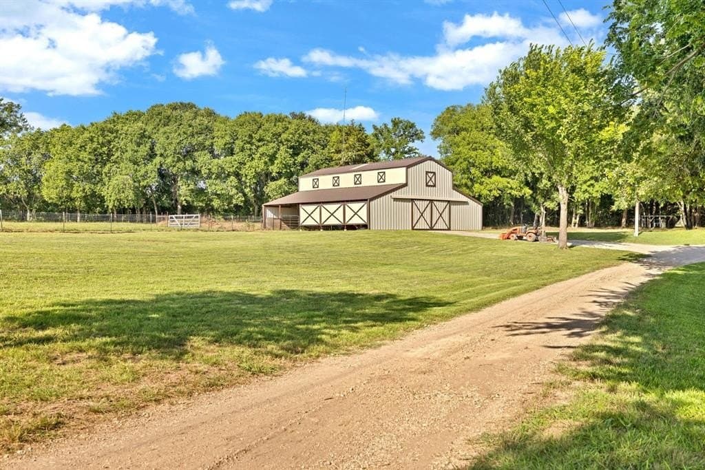 13.49 acres in Parker County gallery image 3