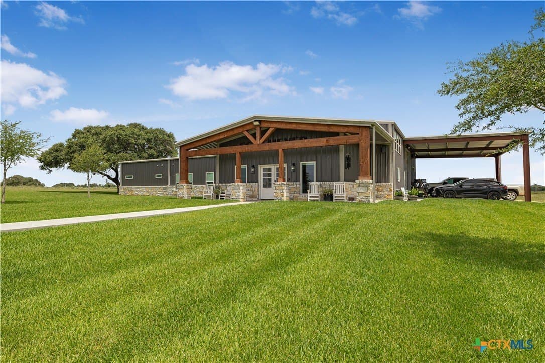 20.48 acres in DeWitt County gallery image 2