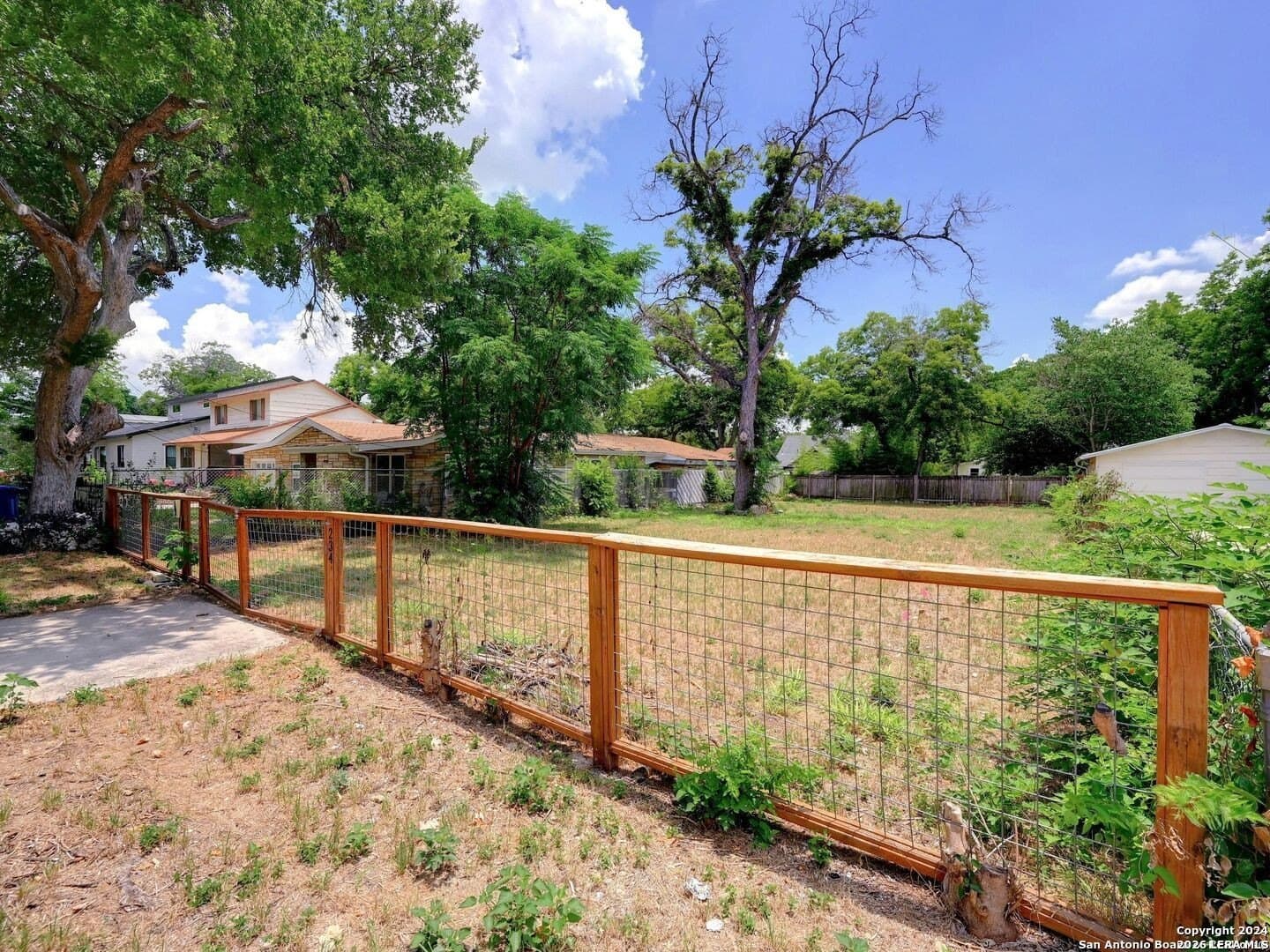 0.17 acres in Bexar County gallery image 3