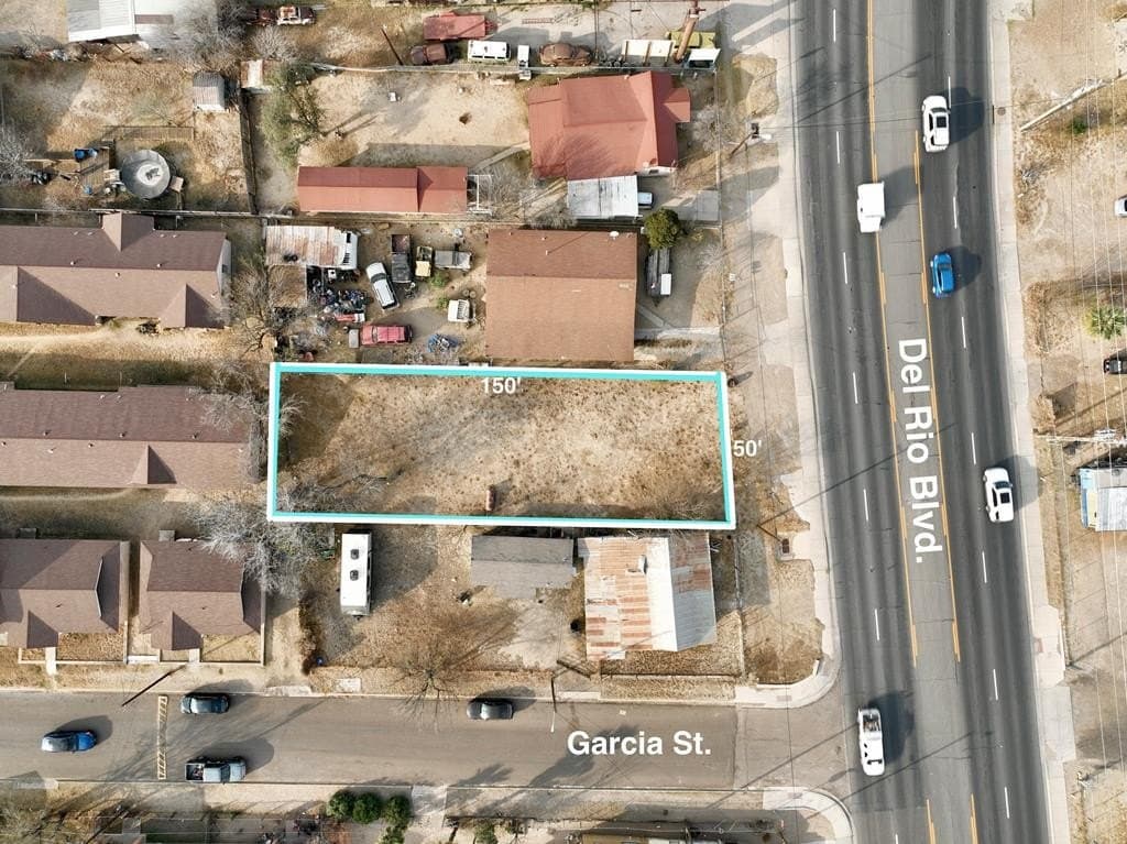 0.17 acres in Maverick County - photo 3