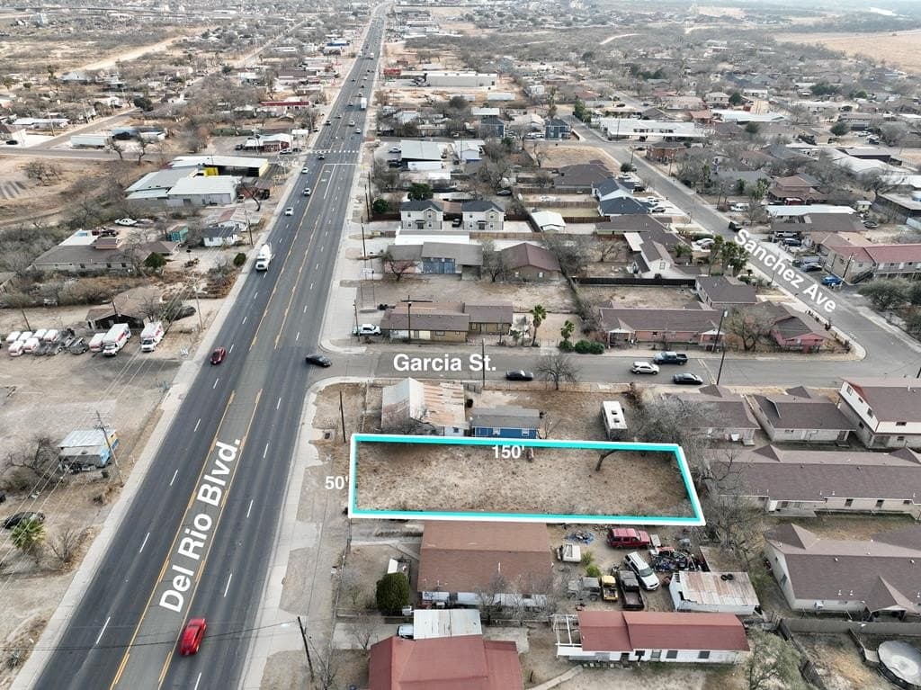 0.17 acres in Maverick County - photo 2