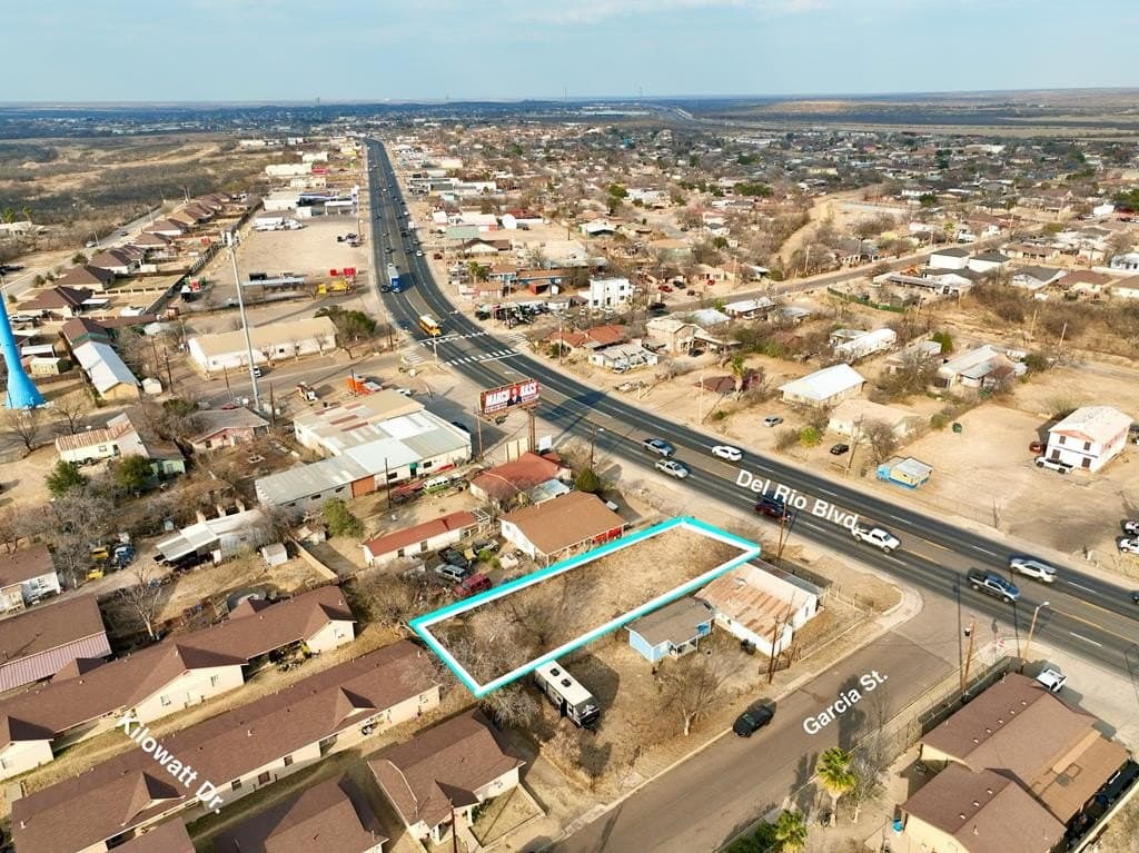0.17 acres in Maverick County