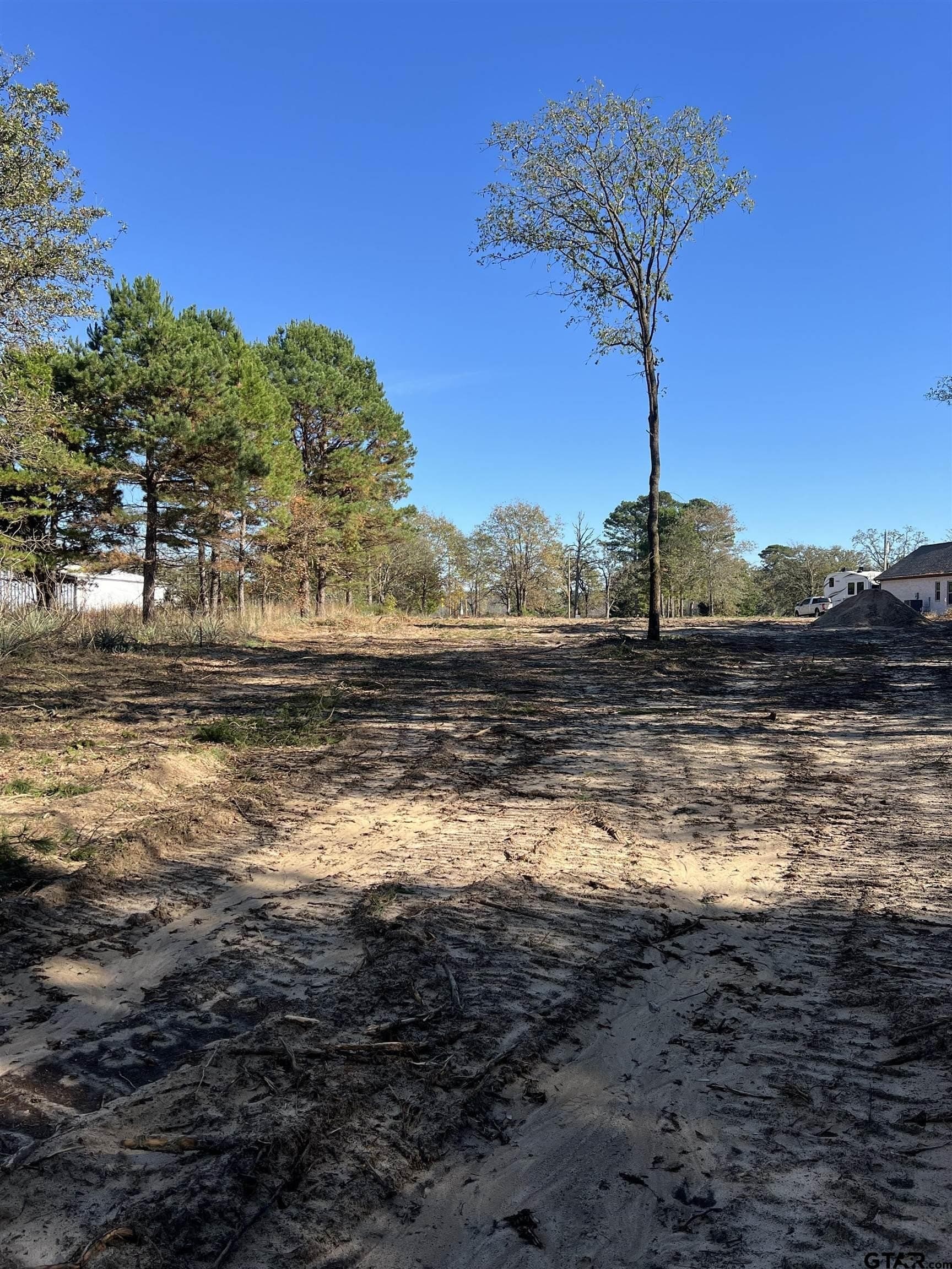 2.74 acres in Smith County - photo 9
