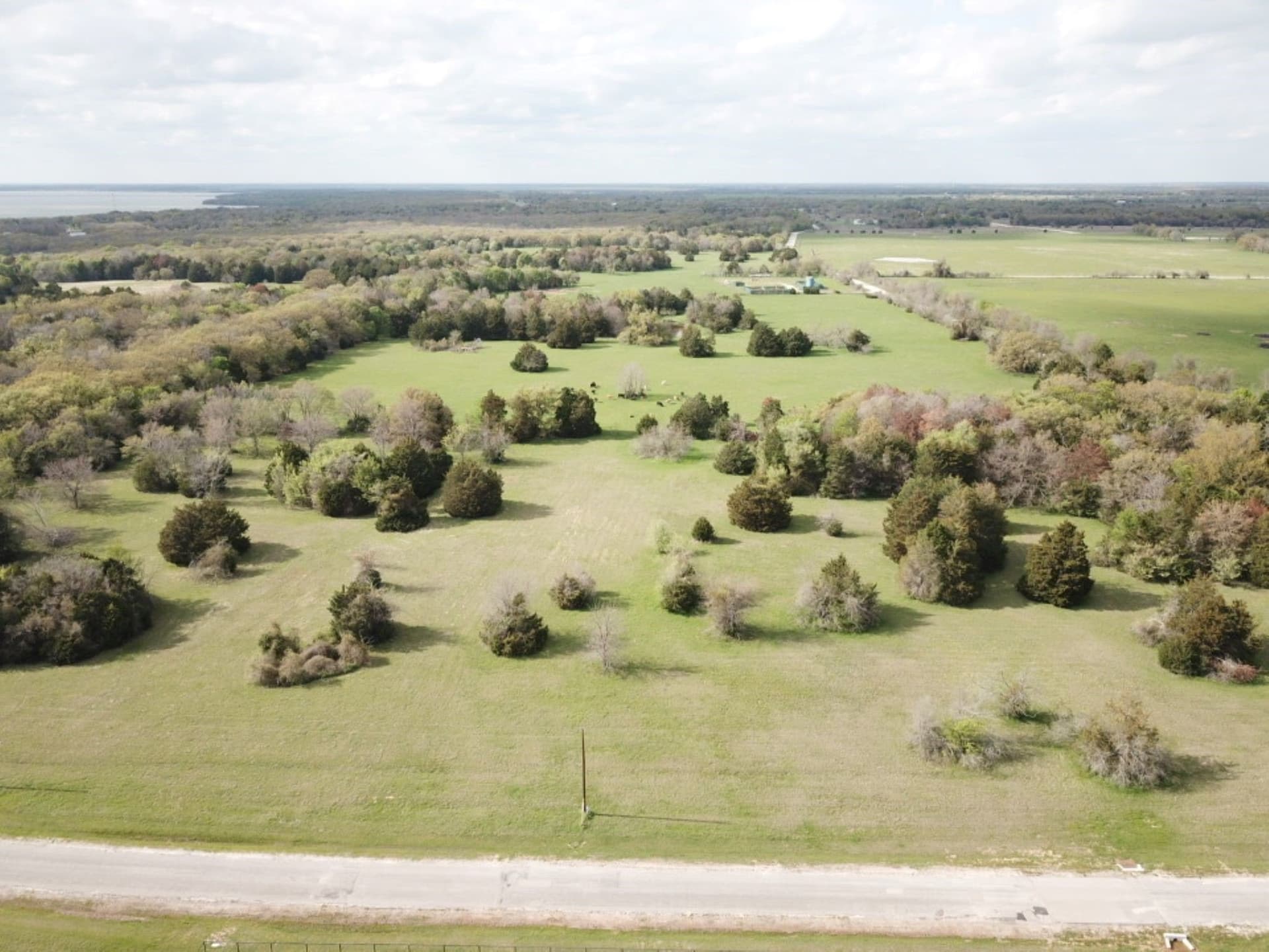 5.27 acres in Navarro County - photo 9