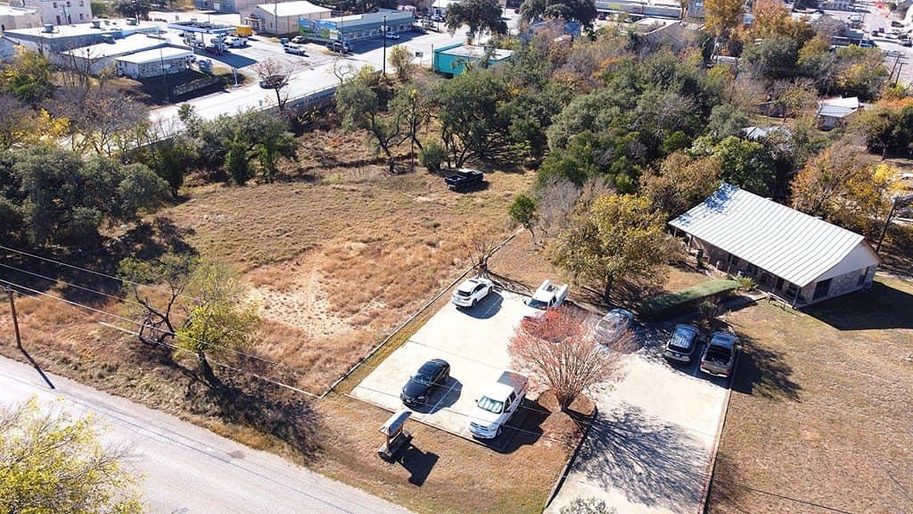 1.32 acres in Bandera County gallery image 4