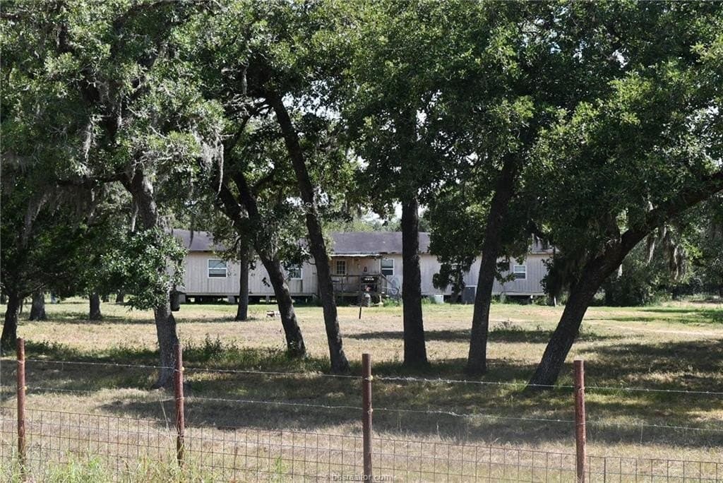 15 acres in Limestone County