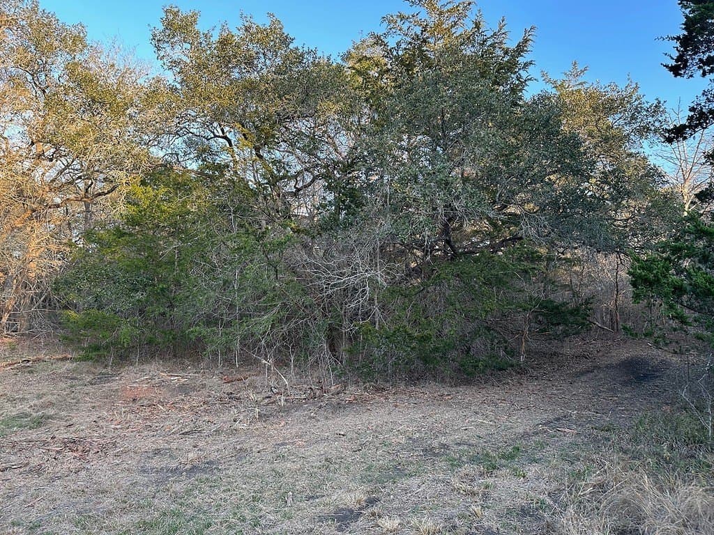 3.1 acres in Fayette County featured view